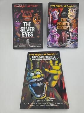 Five Nights At Freddy's Graphic Novel Lot Silver Eyes Fourth Closet